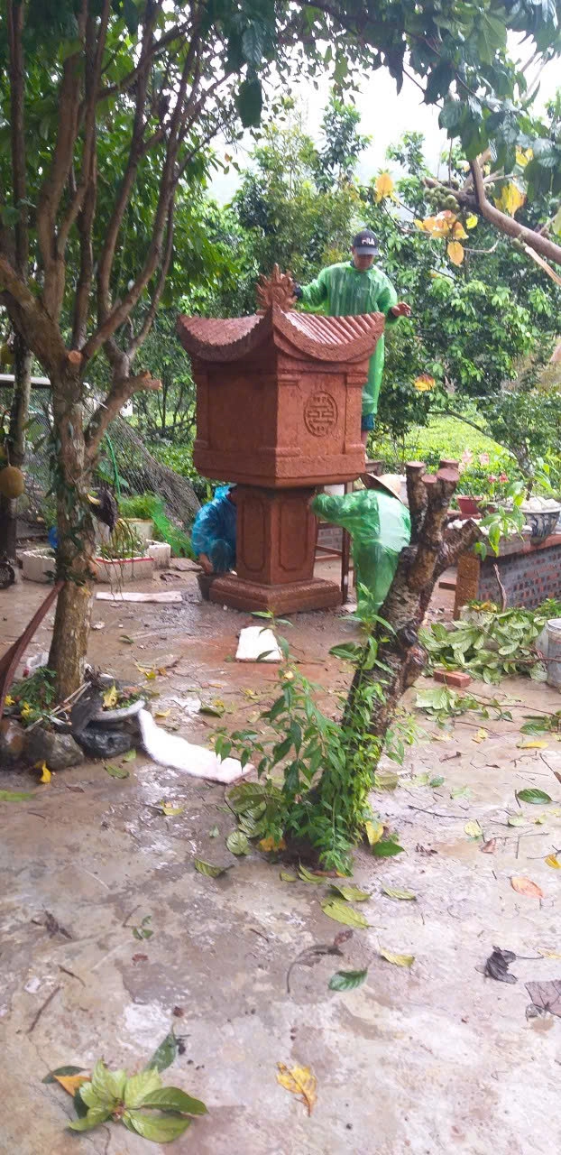 Nhà Thờ Nhỏ / Miếu Thờ Bằng Đá Ong – Bền Đẹp, Cổ Kính, Hợp Không Gian Tâm Linh - 2