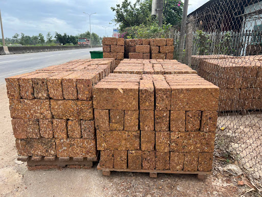 Đá ong thô – Giữ trọn vẻ đẹp tự nhiên và bền vững