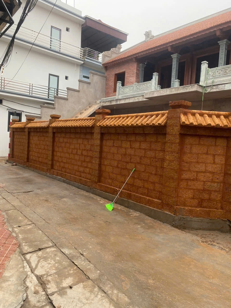 Tường và Lan Can Đá Tổ Ong NP11