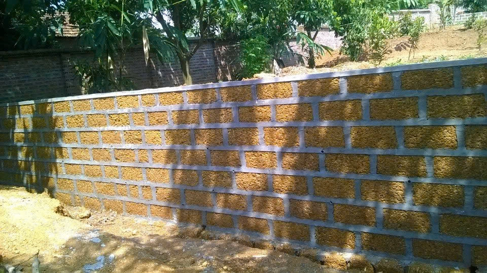 Tường bằng đá ong – Bền vững, sang trọng và gần gũi với thiên nhiên